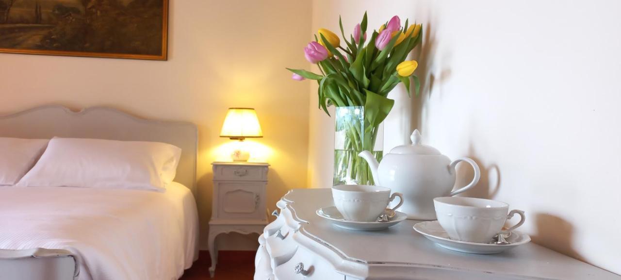 Domus Antiqua Bed & Breakfast Spello Bagian luar foto