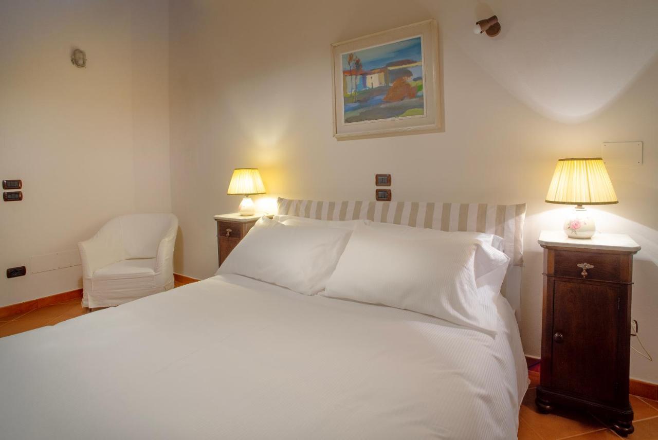 Domus Antiqua Bed & Breakfast Spello Bagian luar foto