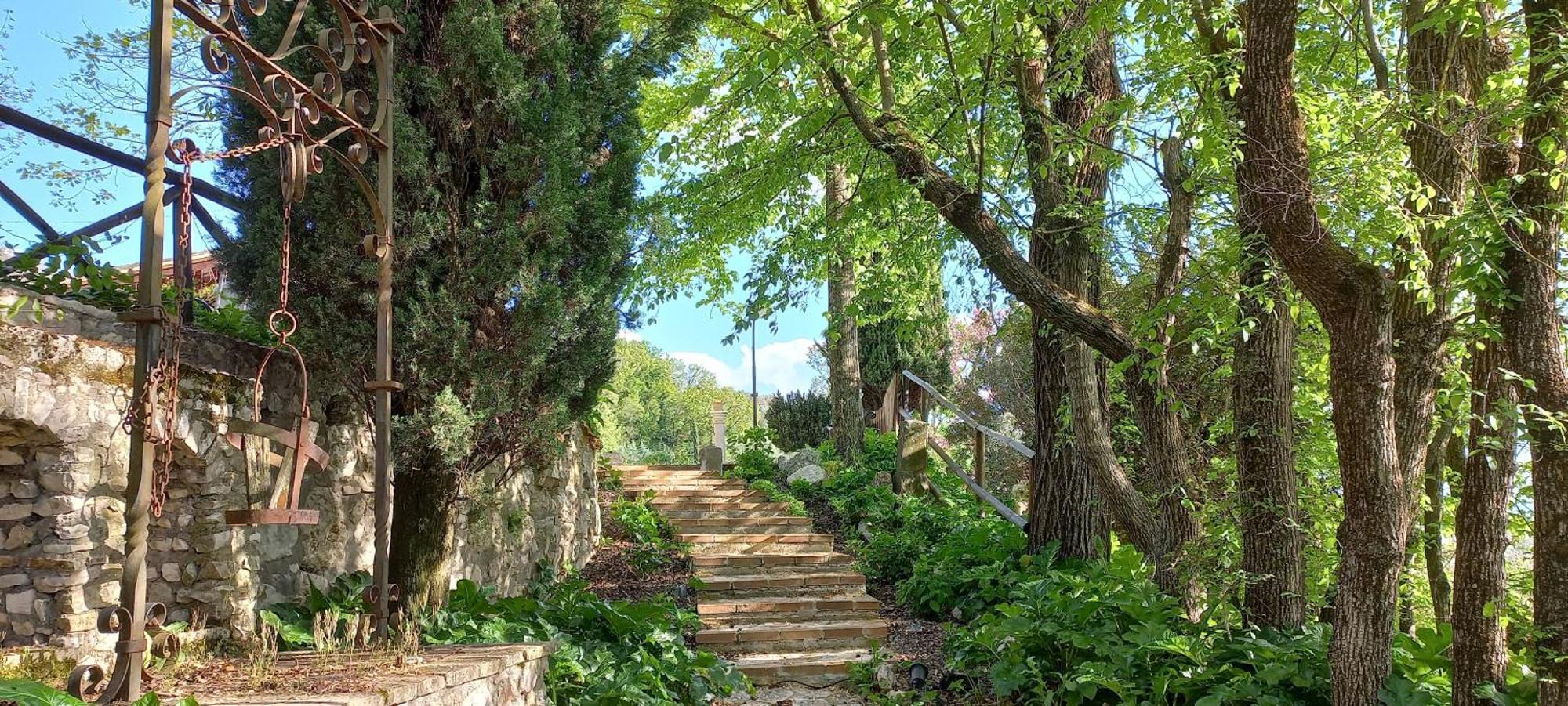 Domus Antiqua Bed & Breakfast Spello Bagian luar foto